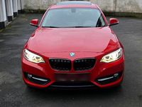 Gebraucht BMW 225 Sport Line 224 PS (164 kW) 2016 Rot Coupé