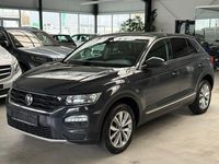Gebraucht VW T-Roc Style 116 PS (85 kW) 2020 Grau SUV