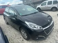 Gebraucht Peugeot 208 Active 82 PS (60 kW) 2016 Schwarz Kleinwagen