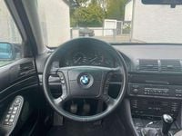 Gebraucht BMW 520 136 PS (100 kW) 2000 Schwarz Limousine