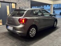Gebraucht VW Polo 80 PS (58 kW) 2021 Grau Kleinwagen
