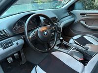 Gebraucht BMW 320 Sport Line 170 PS (125 kW) 2001 Silber Limousine