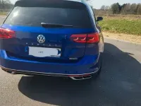 Gebraucht VW Passat 190 PS (139 kW) 2021 Blau Kombi