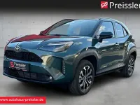 Neu Toyota Yaris Cross 130 PS (95 kW) 2026 Grün SUV