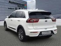 Gebraucht Kia Niro Spirit 141 PS (103 kW) 2017 Weiß SUV