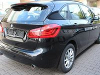 Gebraucht BMW 220 Basis 190 PS (139 kW) 2015 Schwarz Kombi