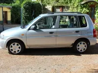 Gebraucht Mazda Demio Exclusive 75 PS (55 kW) 2000 Silber Kleinwagen
