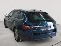 Gebraucht Skoda Superb Style 150 PS (110 kW) 2023 Lavablau metallic Kombi