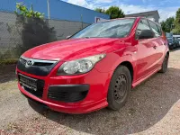 Gebraucht Hyundai i30 109 PS (80 kW) 2009 Rot Kleinwagen