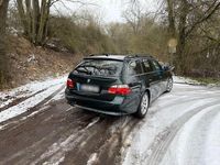 Gebraucht BMW 525 177 PS (130 kW) 2005 Grün Kombi