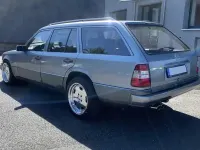 Gebraucht Mercedes 300 Sportline 150 PS (110 kW) 1995 Silber Limousine