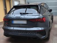 Gebraucht Audi RS3 Ambiente 400 PS (294 kW) 2023 Grau Limousine