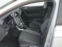 Neu VW Polo IQ Drive 95 PS (69 kW) 2025 Pure white Limousine