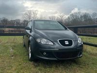 Gebraucht Seat Altea 100 PS (73 kW) 2009 Grau Kleinwagen