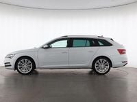 Gebraucht Skoda Superb Style 200 PS (147 kW) 2023 Moon weiss Kombi