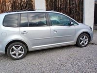 Gebraucht VW Touran 140 PS (102 kW) 2014 Silber Van / Kleinbus