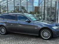 Gebraucht BMW 325 218 PS (160 kW) 2007 Grau Kombi