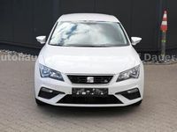 Używany Seat Leon FR 150 KM (110 kW) 2017 Biały Sedan/Limuzyna