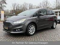 Gebraucht Ford S-MAX Titanium 179 PS (131 kW) 2018 Grau Van / Kleinbus