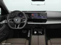 Gebraucht BMW 540 Sport Line 286 PS (210 kW) 2025 Schwarz Limousine