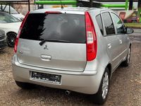 Second-hand Mitsubishi Colt Motion 95 CP (69 kW) 2007 Gri Monovolum