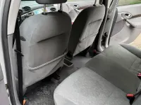 Gebraucht Ford Focus Ghia 116 PS (85 kW) 1999 Grau Limousine