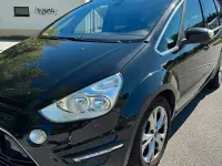 Gebraucht Ford S-MAX S 163 PS (119 kW) 2015 Schwarz Van / Kleinbus
