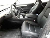 Gebraucht Tesla Model 3 Standard Range Plus 239 kW (325 PS) 2021 Midnight silver metallic Limousine