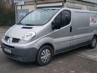 Gebraucht Renault Trafic Komfort 114 PS (83 kW) 2008 Silber Van / Kleinbus