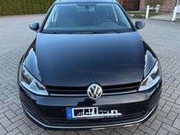 Gebraucht VW Golf VII LOUNGE 110 PS (80 kW) 2016 Schwarz Kombi