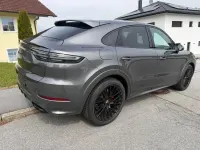 Gebraucht Porsche Cayenne Coupe GTS 460 PS (338 kW) 2023 Grau SUV