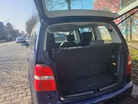 gebraucht VW Touran Basis 7 SITZER --6-gang klima-1-9-TDI