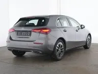 Gebraucht Mercedes A180 Progressive 136 PS (100 kW) 2025 Grau Limousine