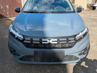 Gebraucht Dacia Sandero Essentiel 2024 Grau Limousine