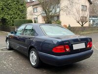 Gebraucht Mercedes E320 220 PS (161 kW) 1996 Andere farben Limousine