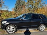 Gebraucht Mercedes ML350 258 PS (189 kW) 2012 Schwarz SUV