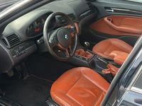Gebraucht BMW 320 150 PS (110 kW) 2004 Schwarz Kombi