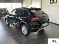 Gebraucht VW T-Roc Life 116 PS (85 kW) 2025 Deep black perleffekt (metallic) SUV
