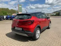 Używany Renault Captur Equilibre 100 KM (73 kW) 2023 Czerwony SUV
