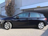 Gebraucht VW Golf VII Style 150 PS (110 kW) 2020 Deep black perleffekt Limousine