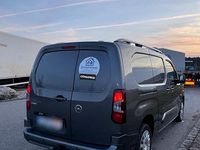 Gebraucht Opel Combo 130 PS (95 kW) 2019 Grau Van / Kleinbus