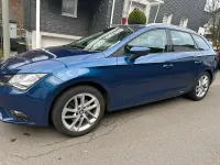 Używany Seat Leon ST 150 KM (110 kW) 2016 Niebieski Kombi