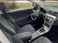 gebraucht VW Passat Passat VariantVariant 1.6 TDI DPF BlueMotion Technology T