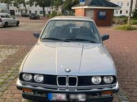 Gebraucht BMW 318 Basis 102 PS (75 kW) 1986 Coupé
