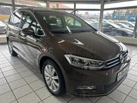 Gebraucht VW Touran Highline 150 PS (110 kW) 2016 Braun Van / Kleinbus