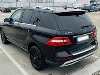 Gebraucht Mercedes ML350 258 PS (189 kW) 2013 Schwarz SUV