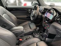 Gebraucht Mini Cooper 136 PS (100 kW) 2021 Weiß Kleinwagen