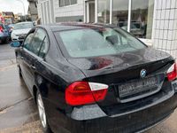 gebraucht BMW 318 3er i Benzin