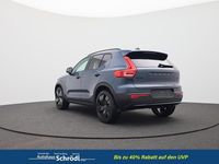 Nowe Volvo XC40 Plus 197 KM (144 kW) 2026 Niebieski SUV