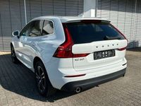 Gebraucht Volvo XC60 Momentum 197 PS (144 kW) 2021 Ice white, solid / solid SUV